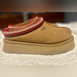 UGG Tazz Platform Slippers